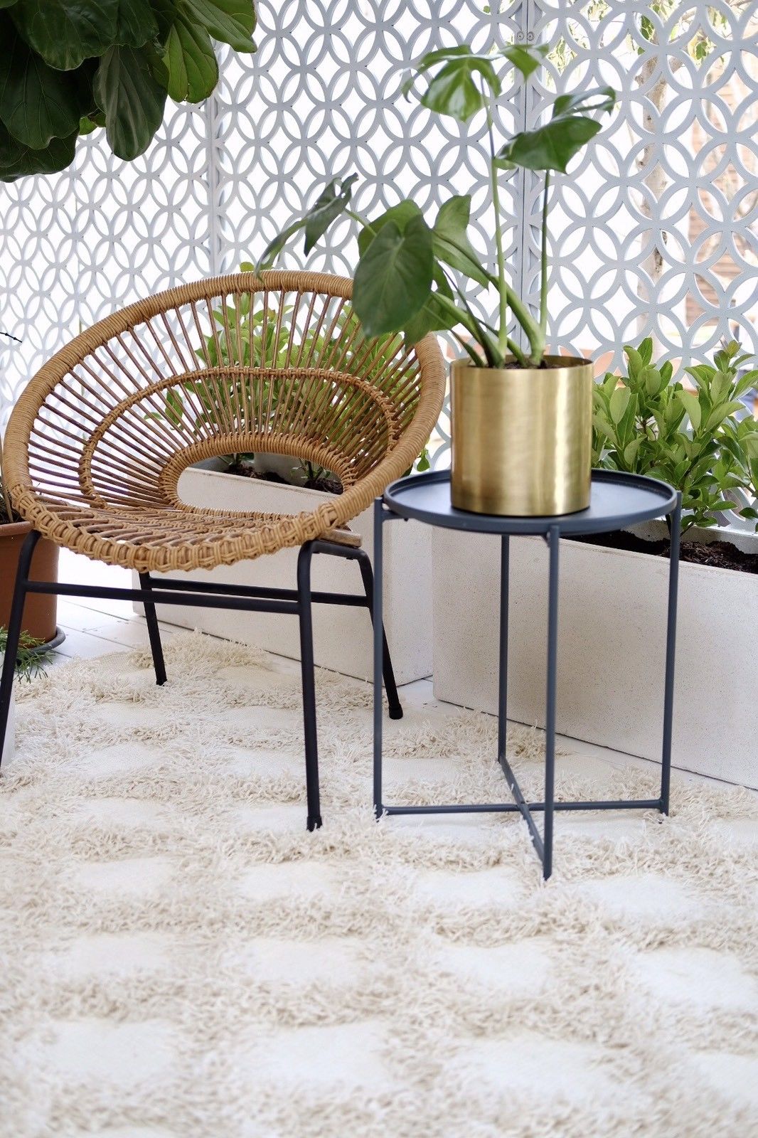 Large Handcrafted Polished Brass Round Table Planter - Lustere Living